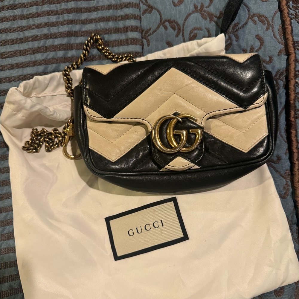 Gucci marmont chevron crossbody bag